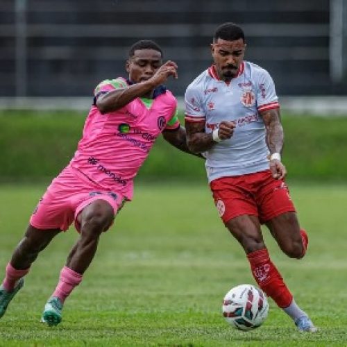 América vence Laguna com gol de atacante estreante