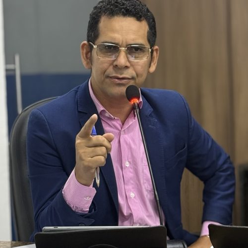 Transporte Escolar em xeque: Mandato do vereador professor Silvano Carlos cobra explicações sobre paralisações de rotas em João Câmara