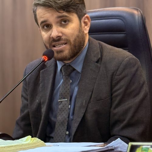 Vereador Fernando Guilherme solicita revitalização do calçadão do Vila Verde após danos causados pelas chuvas