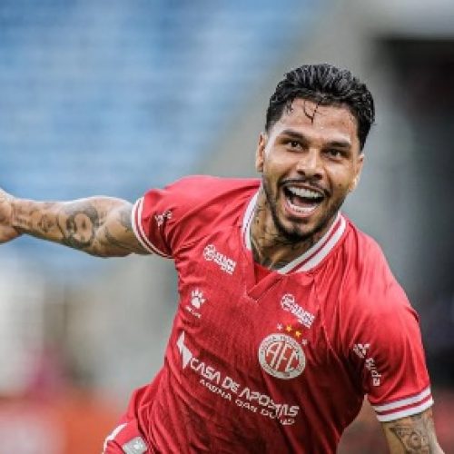 América volta a vencer e goleia Laguna na Arena das Dunas