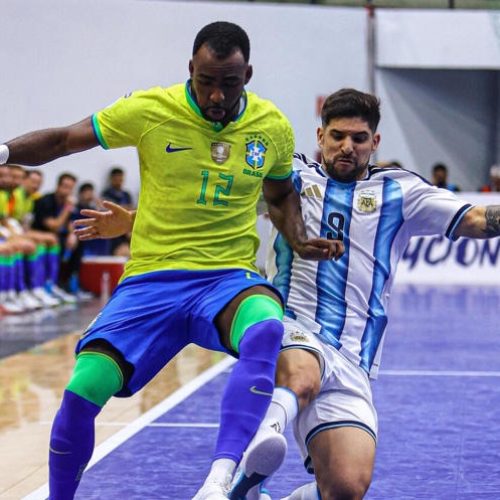 Brasil derruba a Argentina no último minuto e conquista o 12° título da Copa América