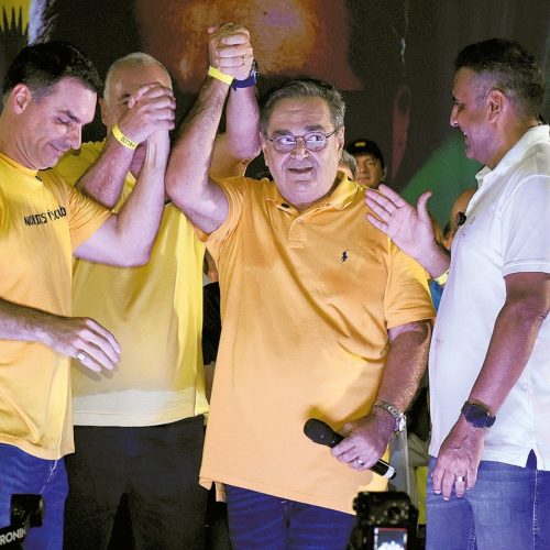 Flávio Bolsonaro retorna ao RN para impulsionar Álvaro