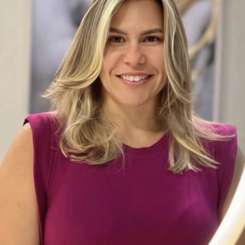 Vereadora Rosiane Soares parabeniza a irmã Rossane pelo aniversário neste 1° de Junho