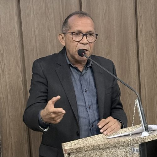 Vereador Daniel Enfermeiro solicita construção de abrigo para passageiros na Avenida Artur Ferreira da Soledade, no sentido Bento Fernandes, em João Câmara