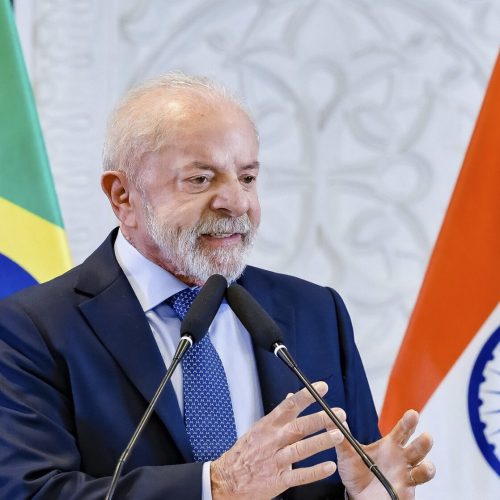 Lula minimiza críticas de evangélicos a homenagem no Carnaval