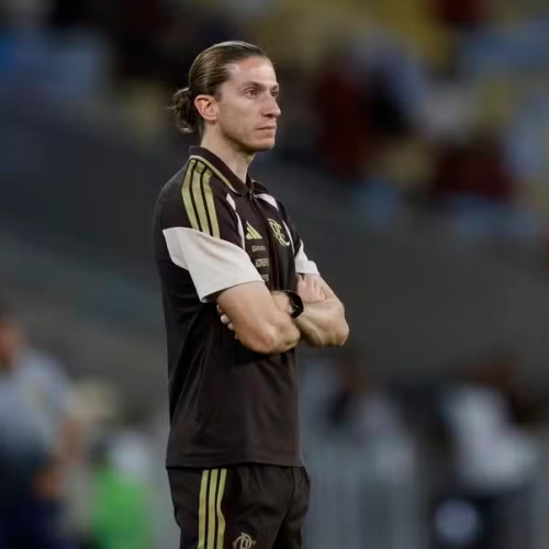 Flamengo demite Filipe Luís horas após goleada de 8 a 0 e classificação pra final