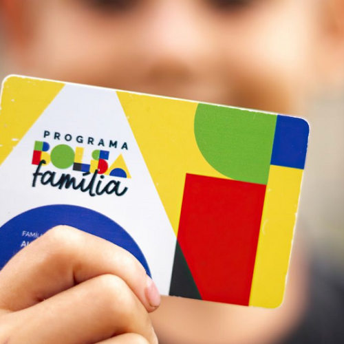 Ministro anuncia pagamento do Bolsa Família com reajuste de 15,04% neste fim de semana