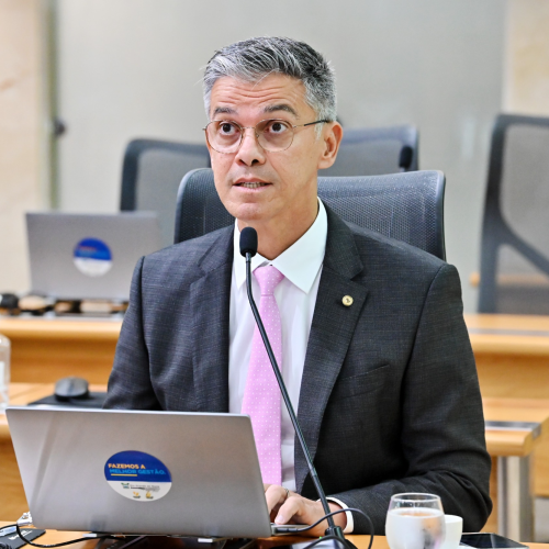 Coronel Azevedo comenta ideia de suítes nos presídios estaduais